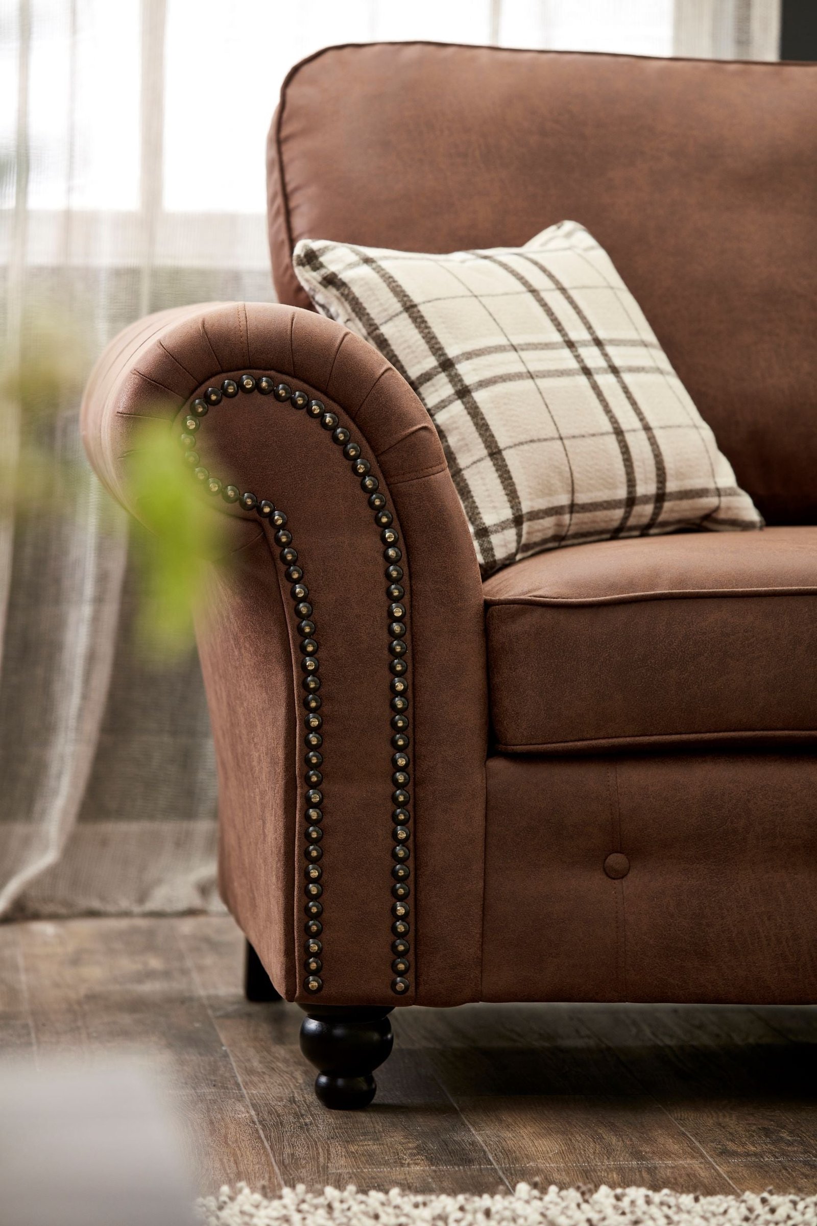 Sunningdale Faux Leather 3 Seater Sofa - Image 2